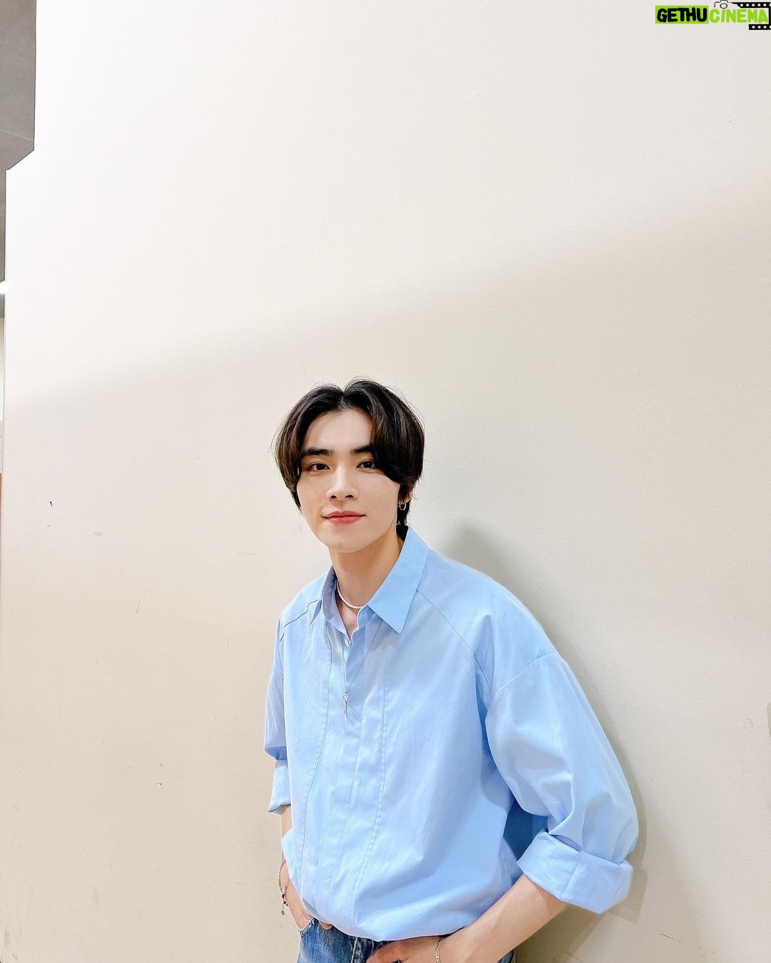 Xiaojun - 879.8K Likes - xiaojun will do better!Never stop keep hard working!#리무진서비스