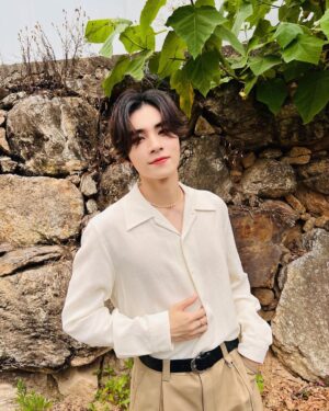 Xiaojun Instagram - 🌧️