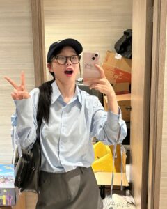 Xu Mengjie Instagram - 👓🧢🧳✌🏼✨
