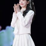 Xu Mengjie Instagram - 久违的舞台🎤✨ 一个坐上时光机⚙️ 回到了校园情景的表演舞台～ 很开心🥳 希望你们也看的快乐啦～