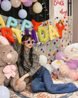 Xu Mengjie Instagram - 新的开始🎂 ꙳ₓ ✨ ◟✦ ‎

happy birthday.  to me