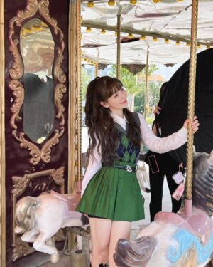 Xu Mengjie Instagram - 🎠🪴💚🌵🐰✨