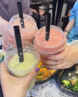 Xu Mengjie Instagram - 🎀🍒👛🐰🐻🍄🌈🫶🏻