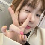 Xu Mengjie Instagram – Bangkok, I’m coming ✈️～ ✧◝(⁰▿⁰)◜✧
🏝️⛱️🏄🏻‍♀️🍹🍤🥭✨🍄✨✨