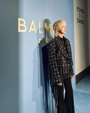 The 8 Instagram - @balmain 🖤
