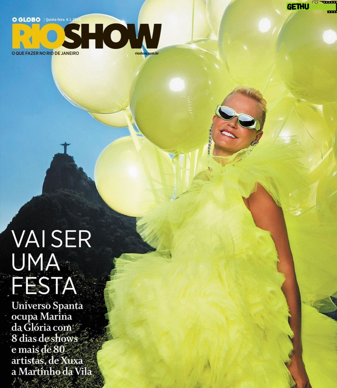 Xuxa Instagram - Tá na hora, tá na hora... tá na hora de dar start na agenda (sempre cheia) de festivais de música na cidade — nenhum, no entanto, tão extenso quanto este, que chega agora à sua 4ª edição: o Universo Spanta (@spantanenem) . Deste fim de semana até o último de janeiro, a Marina da Glória recebe mais de 80 artistas dos mais variados estilos e gerações, entre Martinho da Vila, Carlinhos Brown, João Gomes, Dennis DJ, Elba Ramalho e a eterna Rainha dos baixinhos Xuxa. Um universo múltiplo, que, segundo estimativas da produção, deve receber de dez a 15 mil pessoas por dia. ✨Confira a programação completa e mais detalhes do festival na edição desta quinta-feira (4) do @rioshowoglobo, disponível nas bancas no @jornaloglobo ou no site (link na bio)! ✨Por lá, você também encontrará dicas gastronômicas e de eventos no Rio de Janeiro! Além das peças, exposições, filmes e programas infantis em cartaz na cidade! ✨Aproveita e compartilha esse post com quem vai cair na festa com você!! 🤩