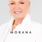 Xuxa Instagram - Como o Natal é mágico, é uma data muito importante pra mim… Espero que neste ano, a magia natalina possa ser uma época de muitas celebrações, que vcs consigam ficar perto da família, dos amigos, que não faltem motivos pra comemorar. E que encontro especial eu tive com a @moranaoficial ❤️❌✨