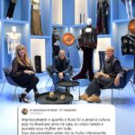Xuxa Instagram - Bgda pelo carinho… ❤ E hj a noite tem mais (dps do BBB) 💋❌ #DocXuxa @tvglobo @globoplay