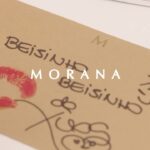 Xuxa Instagram - Nossa gte que bacana que o Natal tá chegando hein… e eu vou dar uma dica bem maneira pra todos. Que tal vcs irem conhecer a @moranaoficial e celebrar esse momento que é repleto de amor e achar um presente pra alguém que vc ama muito… Então curta a coleção criada com muito carinho só pra vcs. Um beijo especial já em clima de Natal… 💋💋❌✨