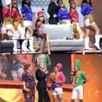 Xuxa Instagram - O prêmio de estar num evento como esse e ainda ser homenageada... ❤ Bgda pelos lindos momentos q eu vivi 💋❌ @ccxpoficial @omelete @forlani @tati @divadepressao @marcelohessel @ayrezmariana @umageekmedisse @globoplay @gshow @carrascojorge #CCXP23 📸 @bladmeneghel Make @edduhmakeup
