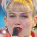 Xuxa Instagram - Dia 12 tá chegando! Faltam 3 dias para conferir @umafadaveiomevisitar nas telonas 🍿🧚‍♀️❤️ Equipe X