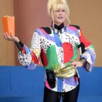 Xuxa Instagram - Quem vai aproveitar o fds pra ver Uma Fada Veio Me Visitar no cinema? 🙋‍♂️ 🍿 Depois conta pra gente qual foi sua cena favorita 🎬✨ Fotos @bladmeneghel Equipe X