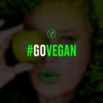 Xuxa Instagram - Hj é Dia Mundial do Vegetarianismo e a gente aproveita pra relembrar que a loira foi pioneira no mercado de hambúrguer vegetal ainda nos anos 90 🍔🌱 Lembrando que na sexta ela estará na Rio Innovation Week, a maior conferência global de tecnologia e inovação, para falar sobre o veganismo #RIW23 Equipe X @rioinnovationweek
