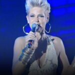 Xuxa Instagram – Quantos momentos inesquecíveis ❤ Qual dessas participações mais te marcou? Lembrando que amanhã nossa loira vai estar no palco do #CriançaEsperança 2023 ❌💋
Equipe X
@tvglobo @crianca.esperanca