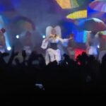 Xuxa Instagram - Todo mundo tá feliz? Tá feliz 🎶✨ A playlist “Xuxa - As Melhores” tem os hits mais dançantes da loira pra cair na folia e aquecer os passos pro @naviodaxuxa 🥳🚢 @somlivre (Link nos stories) Equipe X