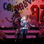 Xuxa Instagram - Todo mundo tá feliz? Tá feliz 🎶✨ A playlist “Xuxa - As Melhores” tem os hits mais dançantes da loira pra cair na folia e aquecer os passos pro @naviodaxuxa 🥳🚢 @somlivre (Link nos stories) Equipe X