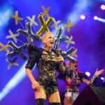 Xuxa Instagram - Foi lindo demais… Bgda pela energia e o carinho de todos vcs!!! 🤟💋❌ @spantanenem 📸 @bladmeneghel