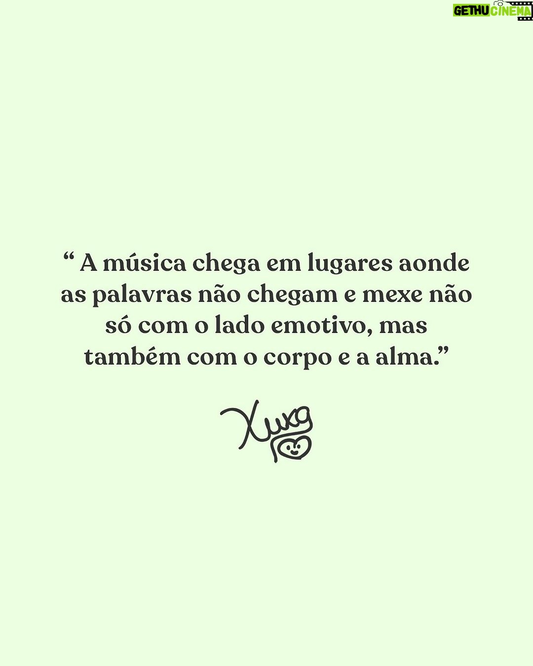 Xuxa Instagram - Faltam 5 dias pra participação da loira no Universo Spanta. Quem aí tá contando os dias pra cair na folia? ✨🥳❌ @spantanenem Fotos @bladmeneghel Equipe X
