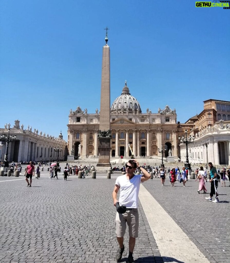 Yağız Can Konyalı Instagram - 📷 @aslimelisauzun Vaticano, Roma