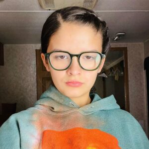 YaYa Gosselin Instagram - Swipe for the real me 🤓