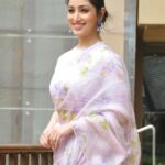 Yami Gautam Instagram - 🌸 Saree @nadiyapaar Styled by @alliaalrufai @shubhangini_gupta Hair @Sajzdot Makeup @mitalivakil @aashvihmua