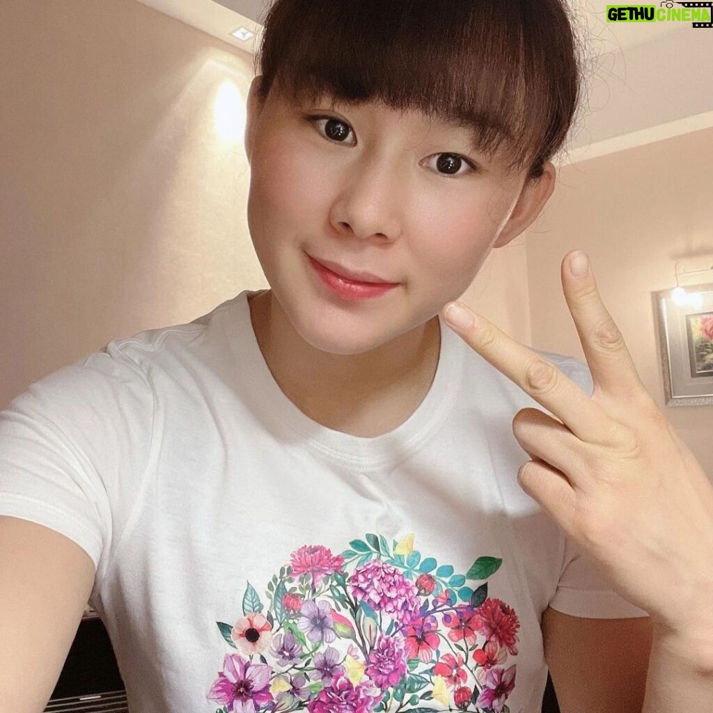 Yan Xiaonan Instagram - Hello👋🏻 你好吗