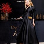 Yana Rudkovskaya Instagram - Красиво провели первый Christmas Gala Dinner @postamagazine × @atelier_inspired в отеле @thelegendofmoscow с нашими друзьями . Была искренне рада всех видеть иразделить с Вами этот вечер. Особая благодарность Лиде @lidiia_simonova_ и @lidseventhouse за фантастический рождественский декор ! Вы снова доказали , что Вы -лучшие @lotivacations за уникальное путешествие - теперь мы и @xenia_sobchak полетим на Мальдивы на Вашем невероятно комфортном private jet ! @simplewine.ru за шикарную Бургундию и французское прекрасное шампанское ! Лучшие из лучших ! @lotivacations - за щедрые подарки для наших гостей . @lareine.online за блеск уникальных драгоценнстей ! Как не крути , мой третий ужин прошёл фантастически красиво ! Нашему @postamagazine -12 лет ! Не верится ! Ура ! ❄️❄️❄️