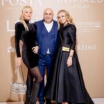 Yana Rudkovskaya Instagram - Красиво провели первый Christmas Gala Dinner @postamagazine × @atelier_inspired в отеле @thelegendofmoscow с нашими друзьями . Была искренне рада всех видеть иразделить с Вами этот вечер. Особая благодарность Лиде @lidiia_simonova_ и @lidseventhouse за фантастический рождественский декор ! Вы снова доказали , что Вы -лучшие @lotivacations за уникальное путешествие - теперь мы и @xenia_sobchak полетим на Мальдивы на Вашем невероятно комфортном private jet ! @simplewine.ru за шикарную Бургундию и французское прекрасное шампанское ! Лучшие из лучших ! @lotivacations - за щедрые подарки для наших гостей . @lareine.online за блеск уникальных драгоценнстей ! Как не крути , мой третий ужин прошёл фантастически красиво ! Нашему @postamagazine -12 лет ! Не верится ! Ура ! ❄️❄️❄️