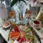 Yana Rudkovskaya Instagram - Самая знаменитая моя #рубрикамоизавтраки выходит с каникул и сегодня завтрак с @plushenkoarseny , @myhappyarchive @diormaison и @aedetails ✨✨🤍