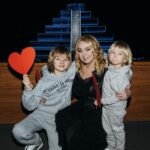 Yana Rudkovskaya Instagram - Когда в сердце живёт любовь и одновременно Невозможное становиться Возможным ! 23 мая - Ледовый Дворец Санкт -Петербург - уже в продаже 15 июня - Best of Bilan - Динамо ВТБ Арена Футбольный стадион ! 35 тыс зрителей . Открытая площадка . До встречи на волне у Димы @bilanofficial ❤️ ps В следующем году 20 лет как мы дружим и работаем с Димой ! Счастлива его очередному грандиозному успеху !