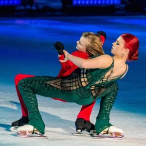 Yana Rudkovskaya Instagram - С днем рождения, Санечка ! С днем рождения , наш любимый Чемпион @gnomgnomych  Пусть исполняются все твои мечты ! ❤️🎉🎉
