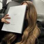 Yanet Garcia Instagram - I’m Back!!!! “QUE HUEVOS SOFÍA” 🍿🎥🎬 Con un guion en la mano y el corazón lleno de agradecimiento viajó a CDMX a filmar mi primer película para cine en México al lado de personas tan talentosas @gyoromoo @sergiomayerb @_lachupitos @torpecillo @lafatshionista @alexdelamadrid @jessicajimenezcr @emmanuelorenday y me siento feliz y agradecida por esta oportunidad 🙌🏻🙏🏻 I'm ready for a new chapter in my life!! “QUE HUEVOS SOFÍA” #2024 COMING SOON 🔜 @cinepolismx @cinepolisdistribucion Gracias @newyorkfilmacademy por ayudarme a prepárame para este increíble proyecto 🎭❤️ Acciones 🎯 @inkentourage @peperincon @dantevfeat “Los tiempos de Dios son perfectos “ 🙏🏻🙌🏻 JFK International Airport - New York City