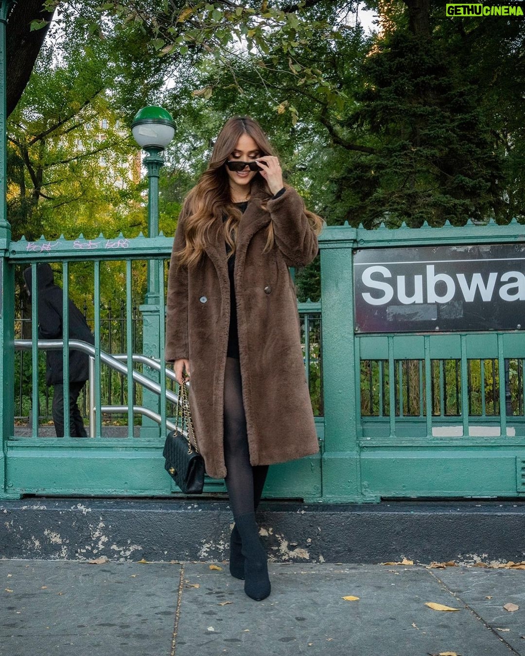 Yanet Garcia Instagram - and so, she decided to start living the life she'd imagined… 🗽😎 Manhattan, New York