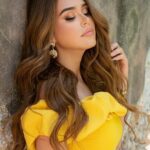Yanet Garcia Instagram - Hola 🌼 Bonito día!