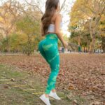 Yanet Garcia Instagram - DISCIPLINE is the architect of success @yanetgarciahealthcoach 💪🏻🏋🏻‍♀️🍏 New York, New York