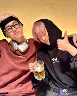 Yangyang Instagram - 大阪のファンのみなさん！お疲れ様でした。
みなさんの愛がしっかり伝わってきましたよ。今日は雨がたくさん降っていましたが、みなさんの情熱は最後まで最高でした。また会いましょう！WayZenNi、シズニ、大好きです！