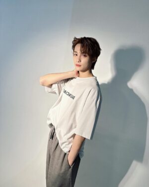 Yangyang Instagram - 🤚✌️🫰