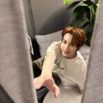 Yangyang Instagram - 🤚✌️🫰