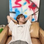 Yangyang Instagram - 🤚✌️🫰