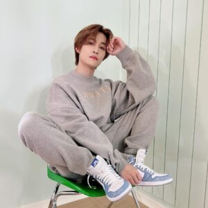 Yangyang Instagram - Saturday vibe❤️‍🔥