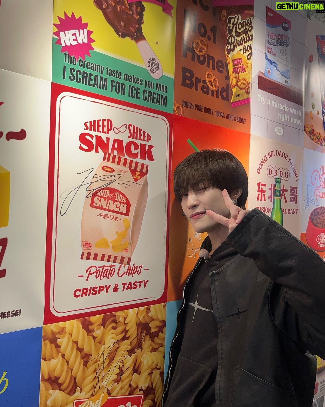 Yangyang Instagram - Sheep Sheep Snack! Only 10.10$ ‼️ Buy 1 get 10 ! Only now❤️🔥❤️🔥