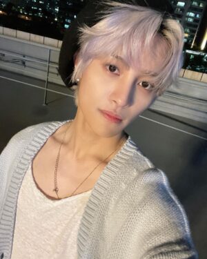Yangyang Instagram - What is ur most heart broken moment🥲🥲🥲 share it with me