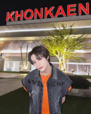 Yangyang Instagram - Khon Kaen thank you for this wonderful night❤️ ขอบคุณครับ! รักนะครับ! พวกเราจะได้เจอกันอีกในครั้งหน้าครับ!❤️