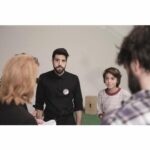 Yannick De Martino Instagram - Tournage avec un enfant qui est mon fils. Premier comédien à qui je peux dire : « Si tu bafouilles, pas de Nintendo. »