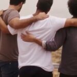 Yaqoub Al Farhan Instagram - مع اخواني : @fayez.jurays @naifbd كل المحبة لرفقاء الطريق : @pangaeaclub @mwalmandeel @algelaish تصوير : @mohgraph … #صيفنا_على_جوّك