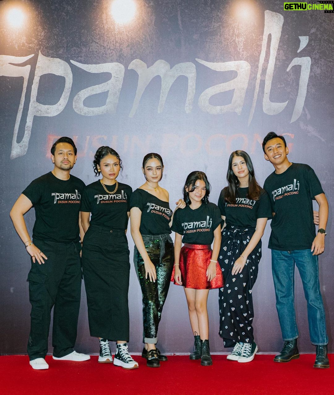 Yasamin Jasem Instagram - Press Conference Pamali Dusun Pocong π€ Terima kasih untuk Media,tamu undangan, serta teman-teman online atas antusias nya kepada #PamaliDusunPocong We are beyond grateful and happy! brushed by @nadhirart π hair do by @ciska.maryono πΈ : Slide 1-8 by @paman_tito slide 9-10 by @snap.nuel