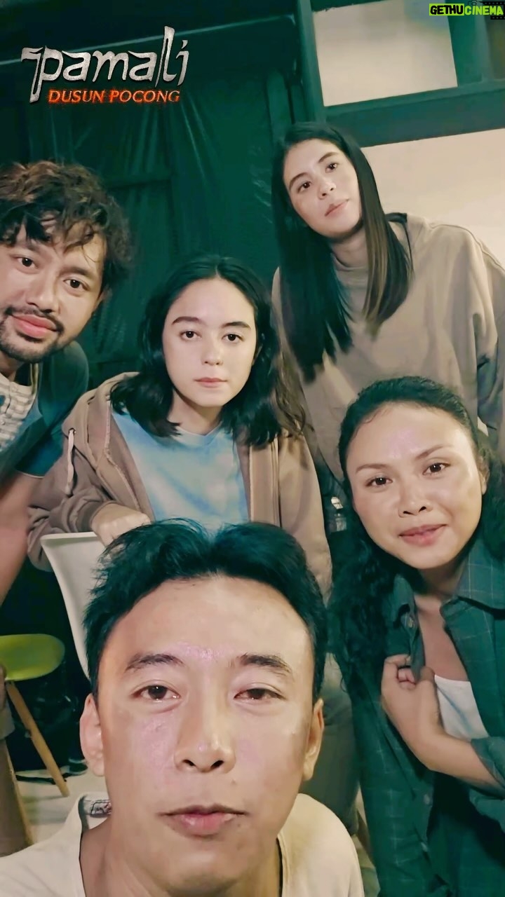 Yasamin Jasem Instagram - Nah, ininih jawaban semua pertanyaan netizen “Kalau nonton Pamali : Dusun Pocong, harus nonton yang pertama gak?” Jawabannya Gak sama sekali ya, karena cerita Pamali 1 sama Pamali : Dusun Pocong itu beda banget! Kali ini kita akan angkat dari Game Pamali : The Tied Corpse! Jadi Pastiin kalian nonton tanggal 12 Oktober 2023! Di seluruh Bioskop Indonesia!!! #PamaliDusunPocong #PamaliMovie #KorbanPamali #FilmPamali #LytoPictures #filmindonesia #filmlokal #pamali #horor #pocong