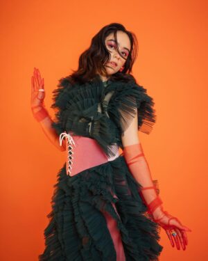 Yasamin Jasem Instagram - @yasaminjasem in @deasytantra
Styled by @nanetstyle @nanetsandjaja 
Hair by @irachelicious 
Brushed by @vagueskin 
Nail @jelinstudio
Accessories @houseofjealouxy