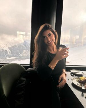 Yasmine Sabry Instagram - ❄️ 💕 ❄️
