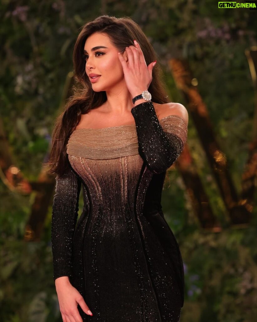 Yasmin Sabri Instagram - Joy Awards 💕 — @chopard 🖤 Styled by @carolfull Dress @jean.pierre.khoury Makeup 💄 @nora1352 Hair @ahmed__mounir Riyadh, Saudi Arabia